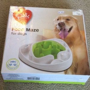 Pet Central Food Maze